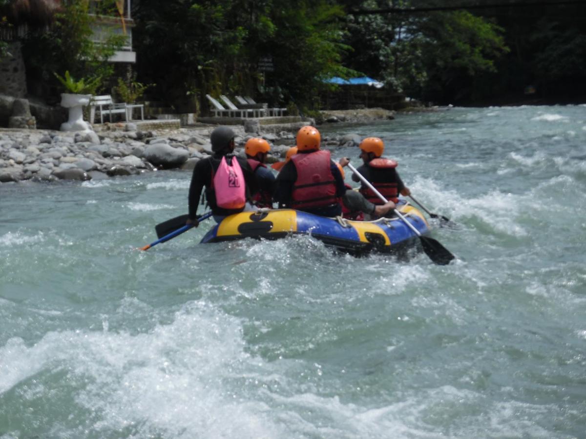 Ambow Homestay Jungle Trekking & Village Tour Bukit Lawang Eksteriør bilde