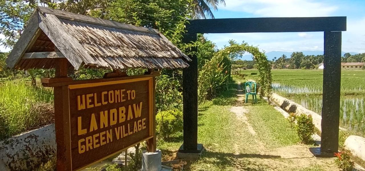 Ambow Homestay Jungle Trekking & Village Tour Bukit Lawang Eksteriør bilde