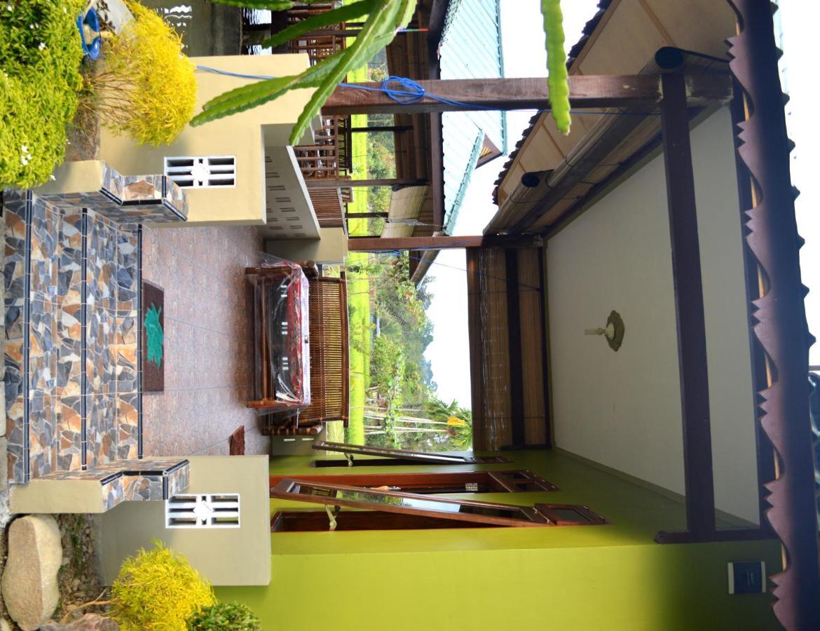 Ambow Homestay Jungle Trekking & Village Tour Bukit Lawang Eksteriør bilde