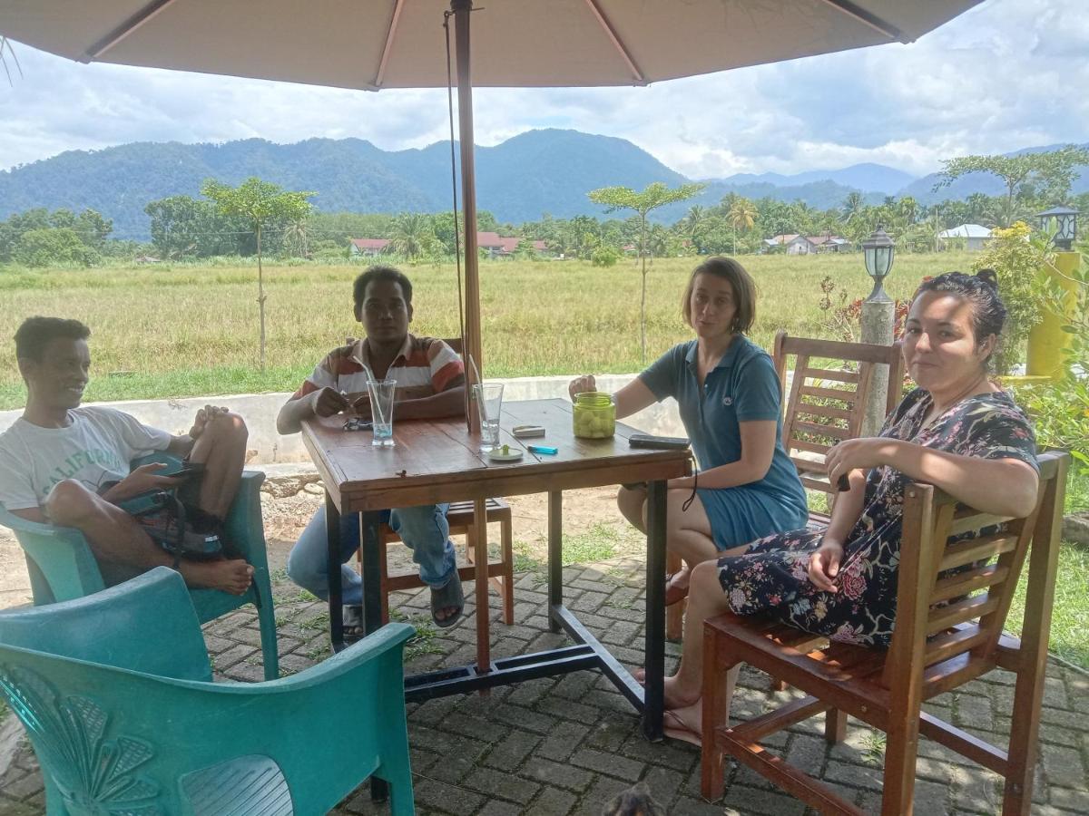 Ambow Homestay Jungle Trekking & Village Tour Bukit Lawang Eksteriør bilde