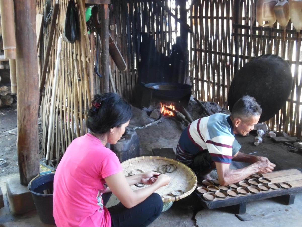 Ambow Homestay Jungle Trekking & Village Tour Bukit Lawang Eksteriør bilde